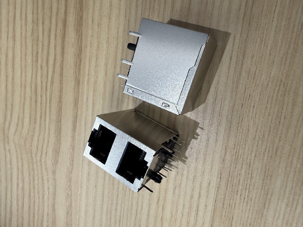 RJ4559B 2x1无灯无弹带隔片